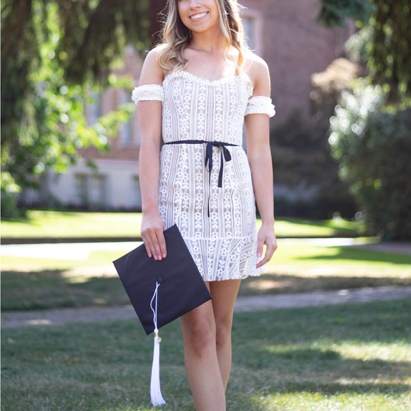 White lace off the shoulder FL&L dress - Picture 2 of 4